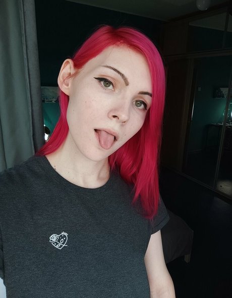 Alice Redfox adult actress pictures