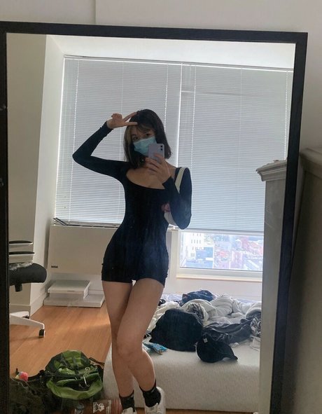 Amiechikin model adult images