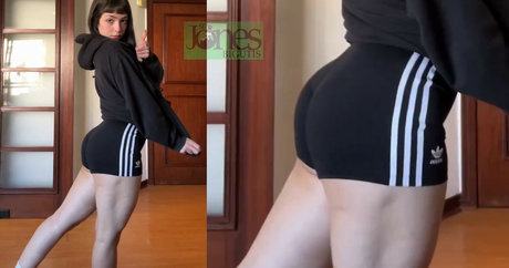 Anna Dreamy ASMR nudes model pic