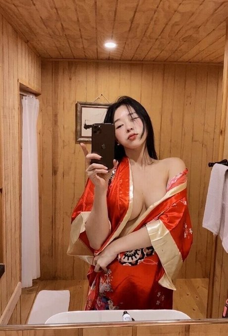 Ninibae erotic star img