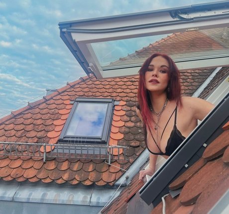 Taylor Upsahl porn star gallery