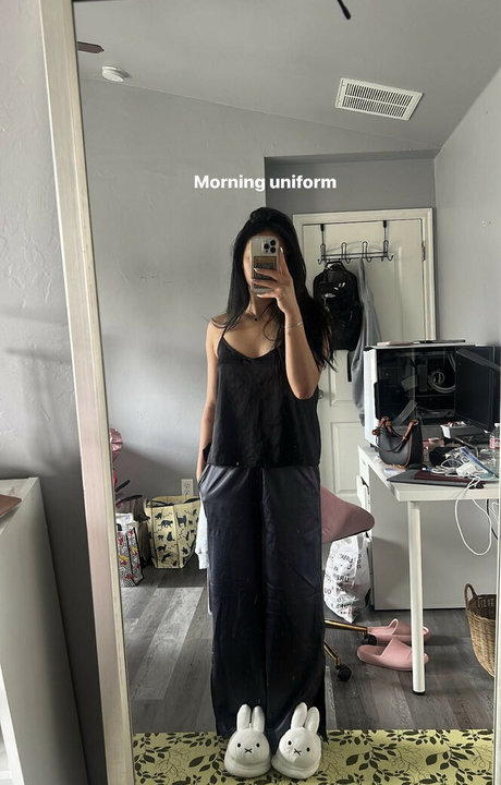 Gabby hua nudes model pic