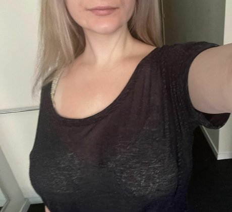 lovelyseductions naked actress picture