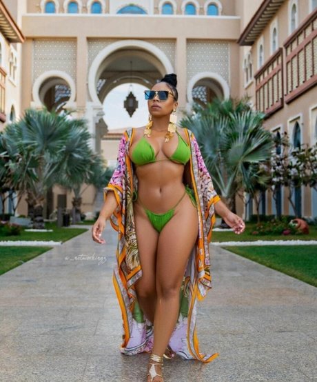 Ashanti nudes star photo