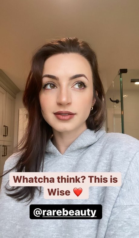 Gibi Asmr model gallery