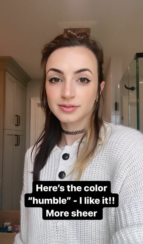 Gibi Asmr model naked images