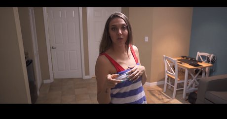 Sadie Holmes model xxx picture