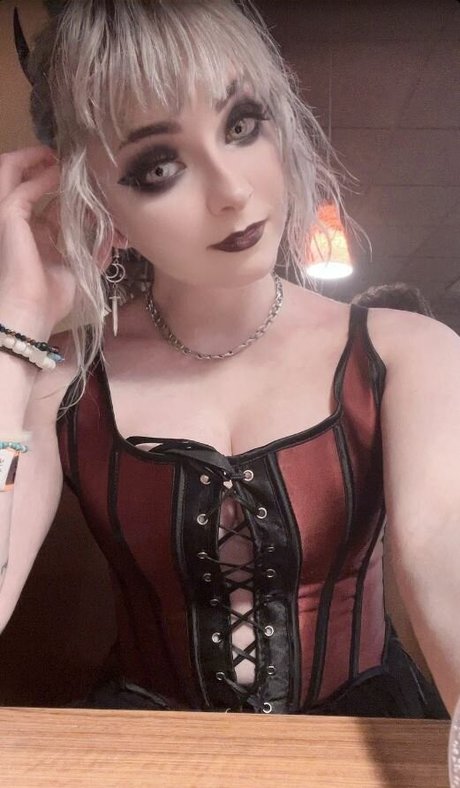 Stellalasaurus model porn pic