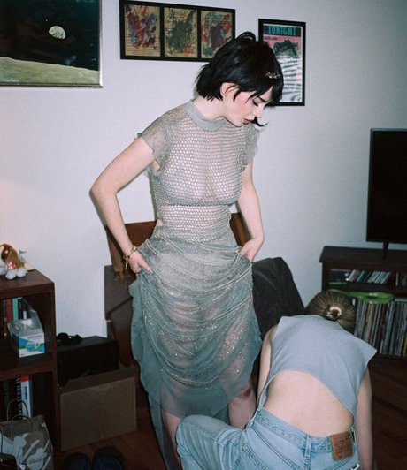 Sophie Thatcher star hot gallery