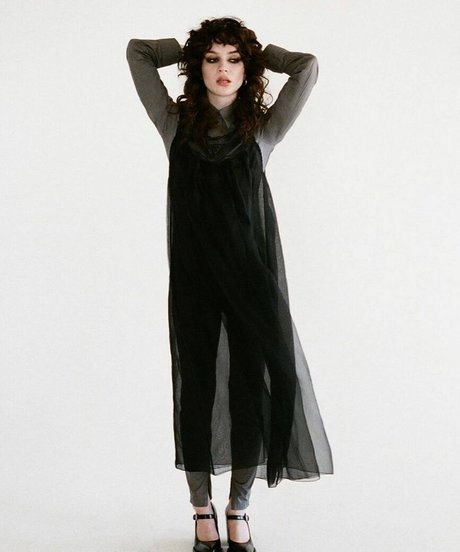 Sophie Thatcher pornstar sexy archive