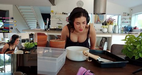 yabbe model best pictures