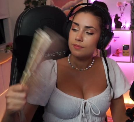 midget naked onlyfans porno images