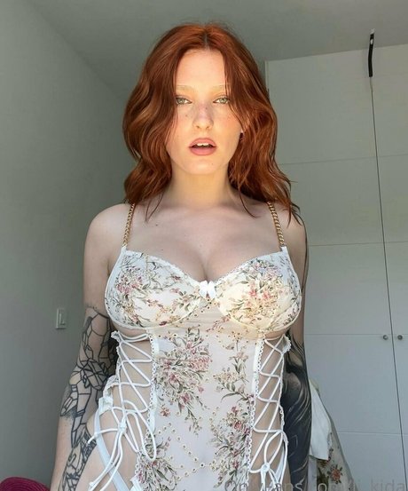 liKida high quality model pics