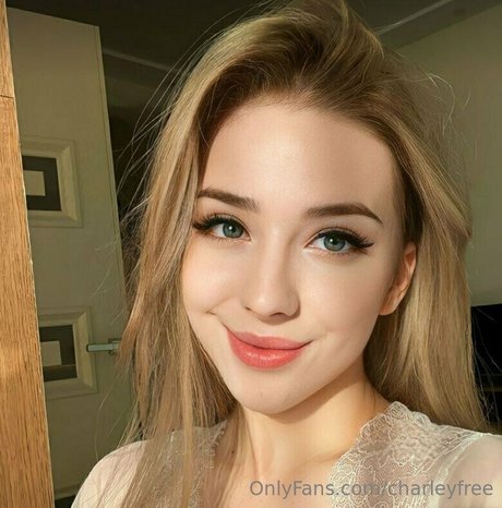 charleyfree exclusive star photos