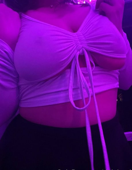 riah4real erotic pornstar pics