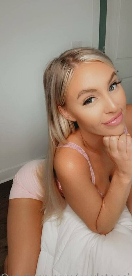 pregnant teacher onlyfans beautiful nude images