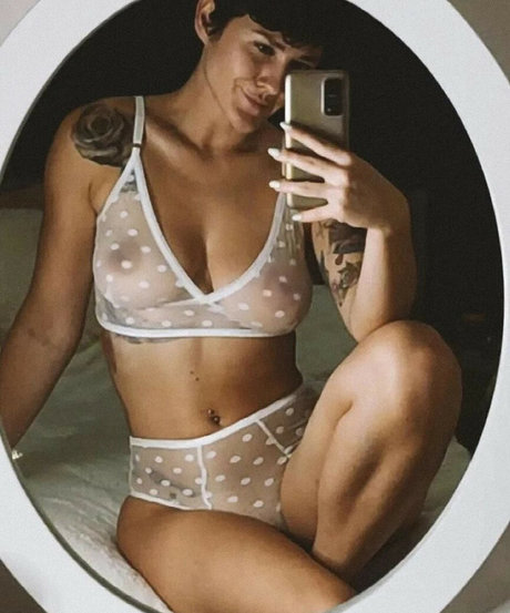 Miss lady bug star archive