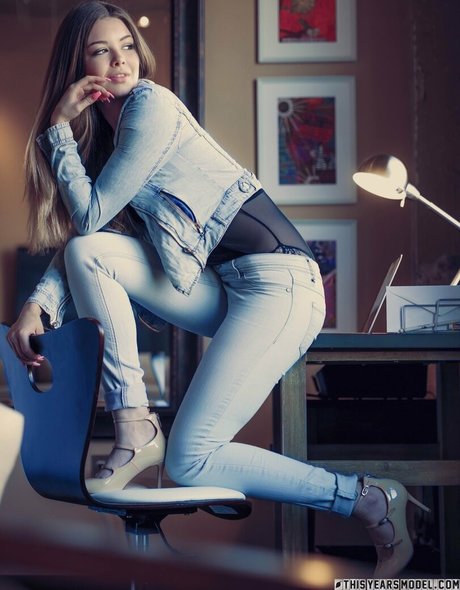 Lana Lea exclusive pornstar pics