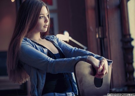 Lana Lea model xxx image