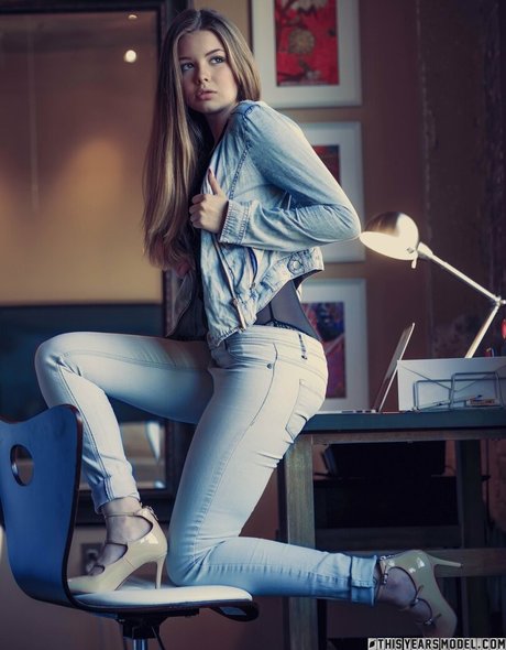 Lana Lea star art img