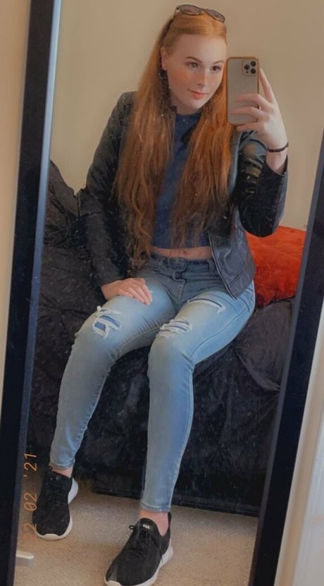 Shy Trans pornstar nude photos