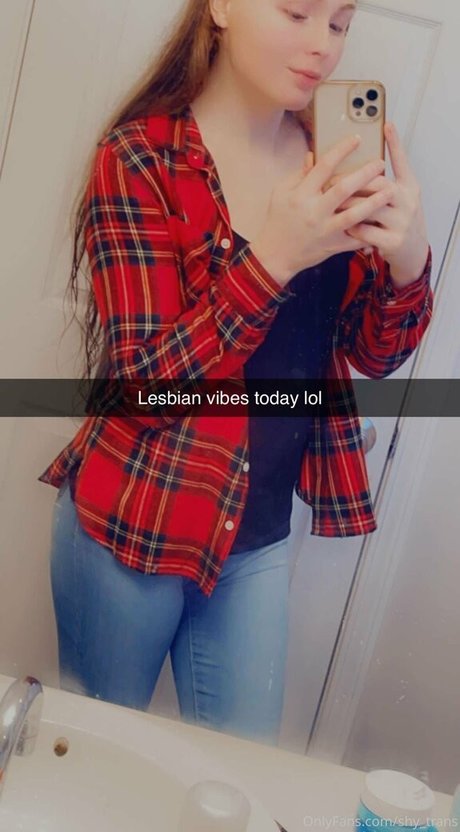 Shy Trans star nude pic