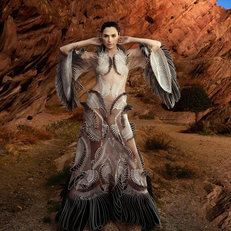 gal gadot perfect pornstar pictures