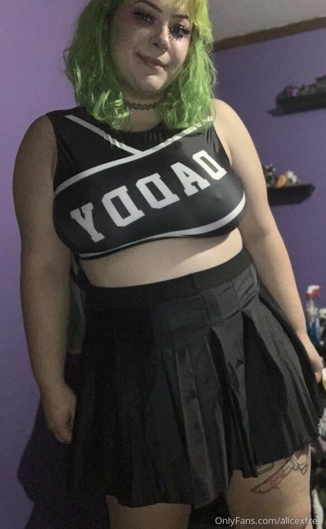 alicexfree Profile pic