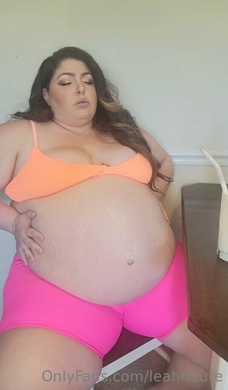 leahhaute star high quality image