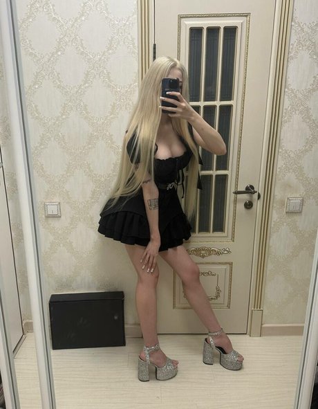 ksushechkakkk model top photo