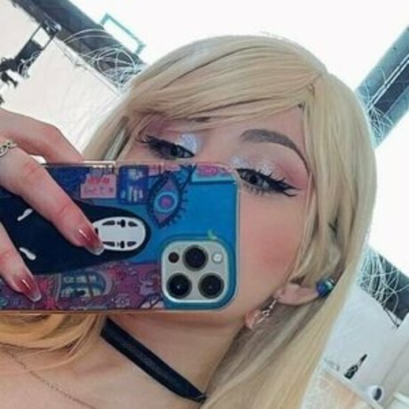 fegalvaofree perfect model pics