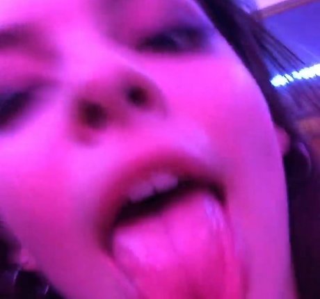 Isabella Gomez xxx model archive