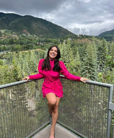 Isabella Gomez star naked picture