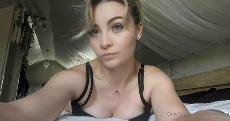 Karmaroused best actress picture