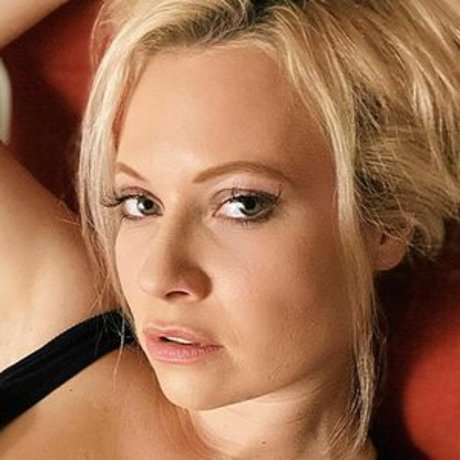 Steffi Landerer pornstar naked archive