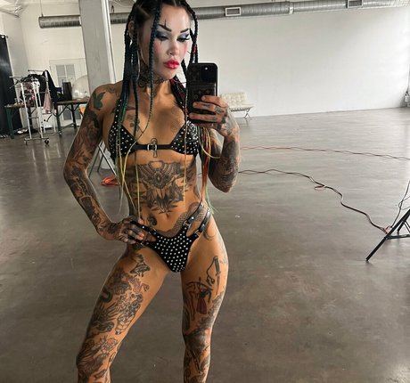 Tarazep star sexy pics