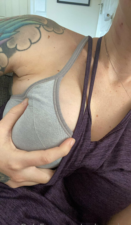 sydneevice pornographic actress photos