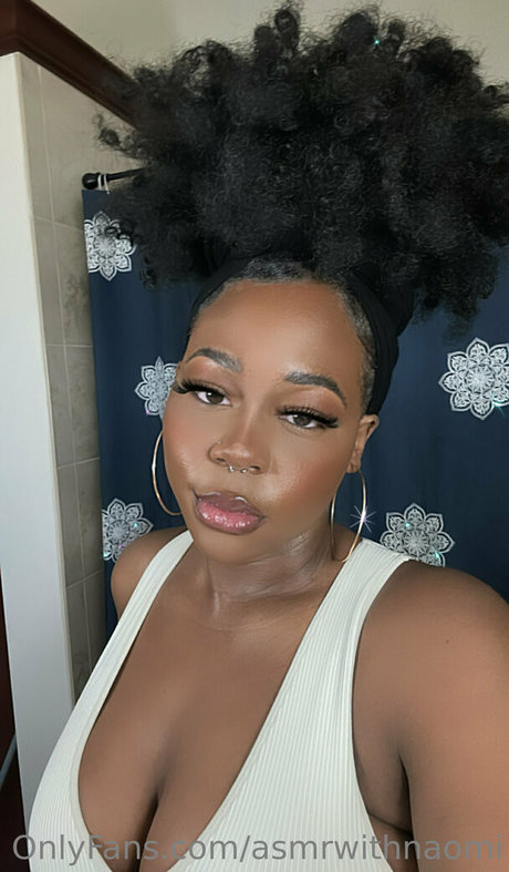 asmrwithnaomi nice actress photo