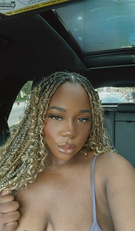 asmrwithnaomi star erotic pic