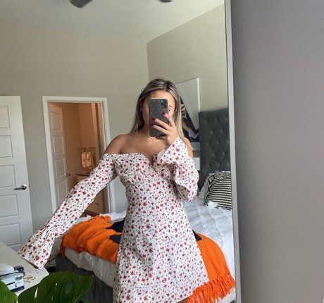 Lara Fraser model porn picture