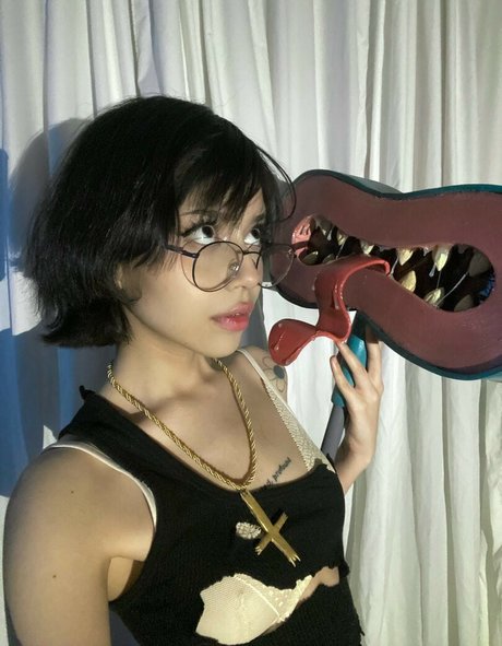 Daisyrot model sexy photos