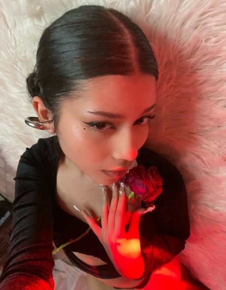 Daisyrot naked star images