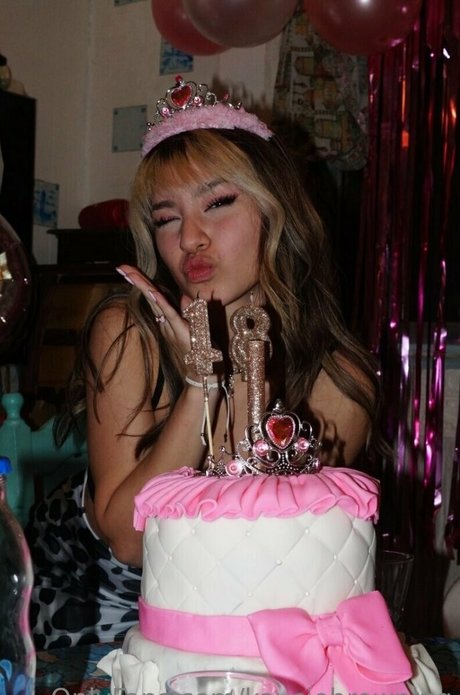 kayciebrowning model porn galleries