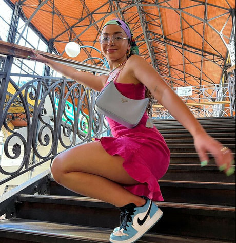 Ella Eyre model best photos