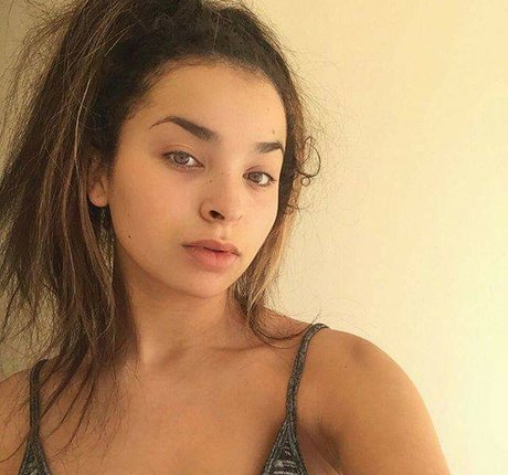 Ella Eyre sexy pornstar picture