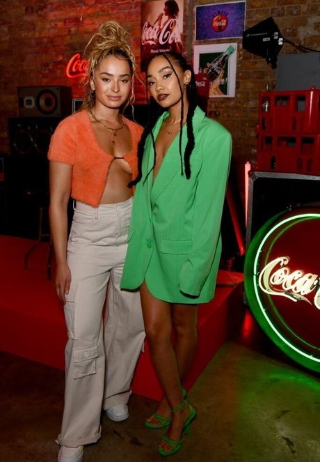 Ella Eyre top model photos