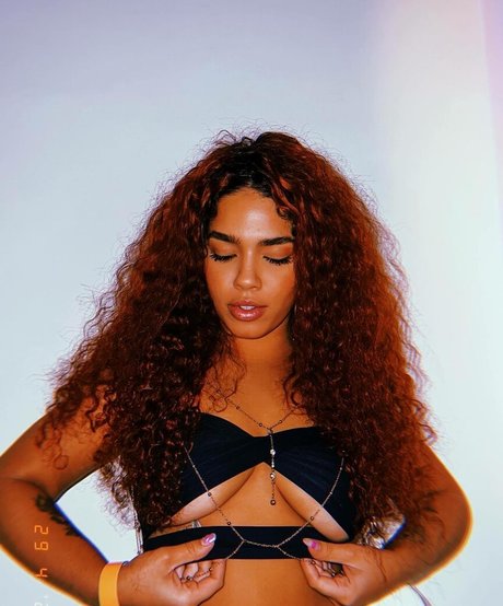 eumariart sexy star pic