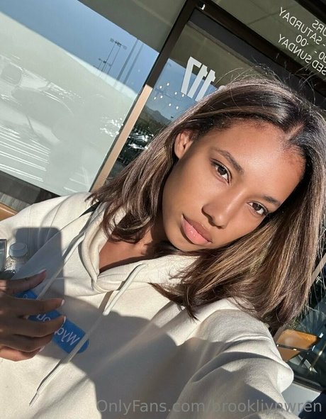 brookliynwren star porn image