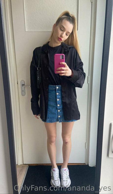 ananda yes pornographic actress gallery