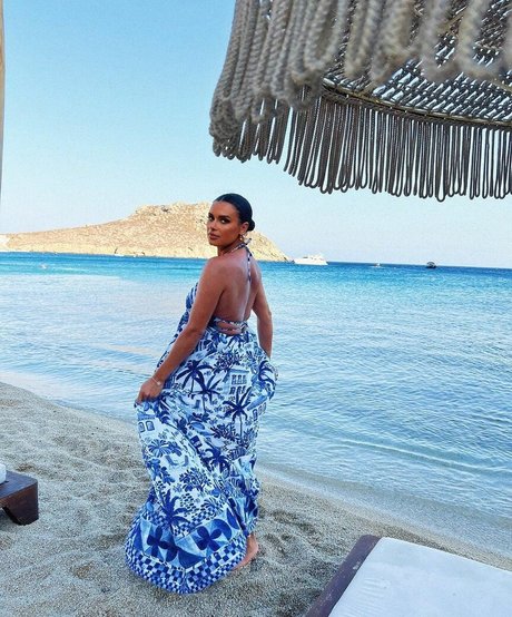 Joy Taylor beautiful model images